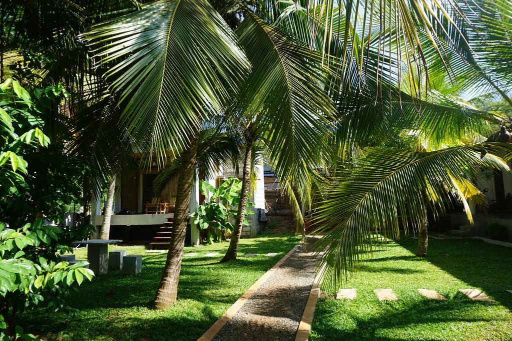Liyana Holiday Resort Анурадхапура Екстер'єр фото