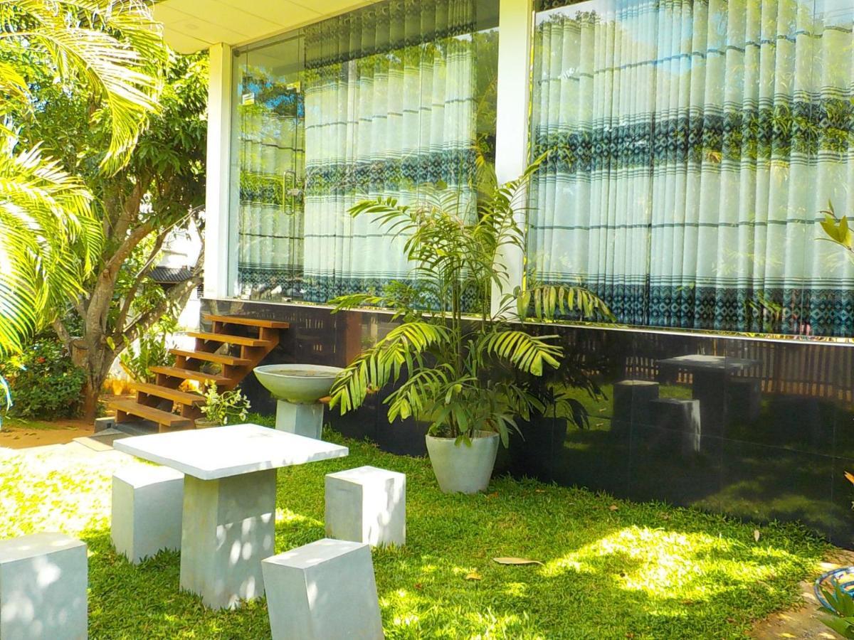 Liyana Holiday Resort Анурадхапура Екстер'єр фото
